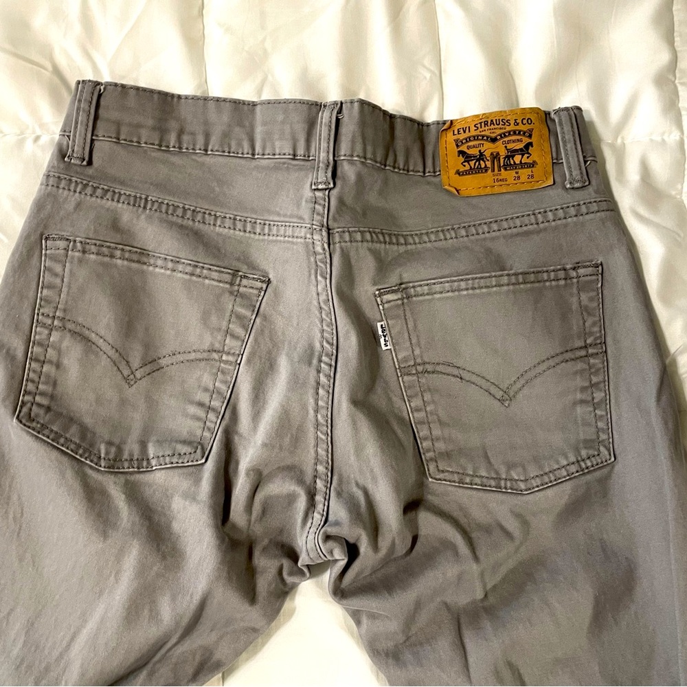 Light cotton Levi 511 slim jeans. 28x28 or 16 reg.